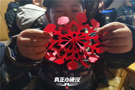 2020寒假小硬汉军事冬令营活动精彩回顾。